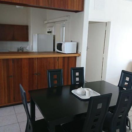 Stella Maris Apartment Amanzimtoti Ngoại thất bức ảnh